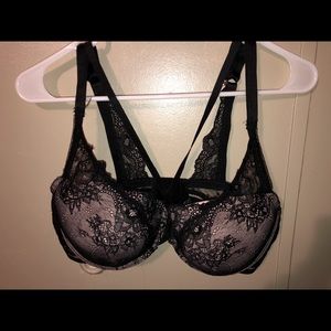 38 DD Strappy Bra